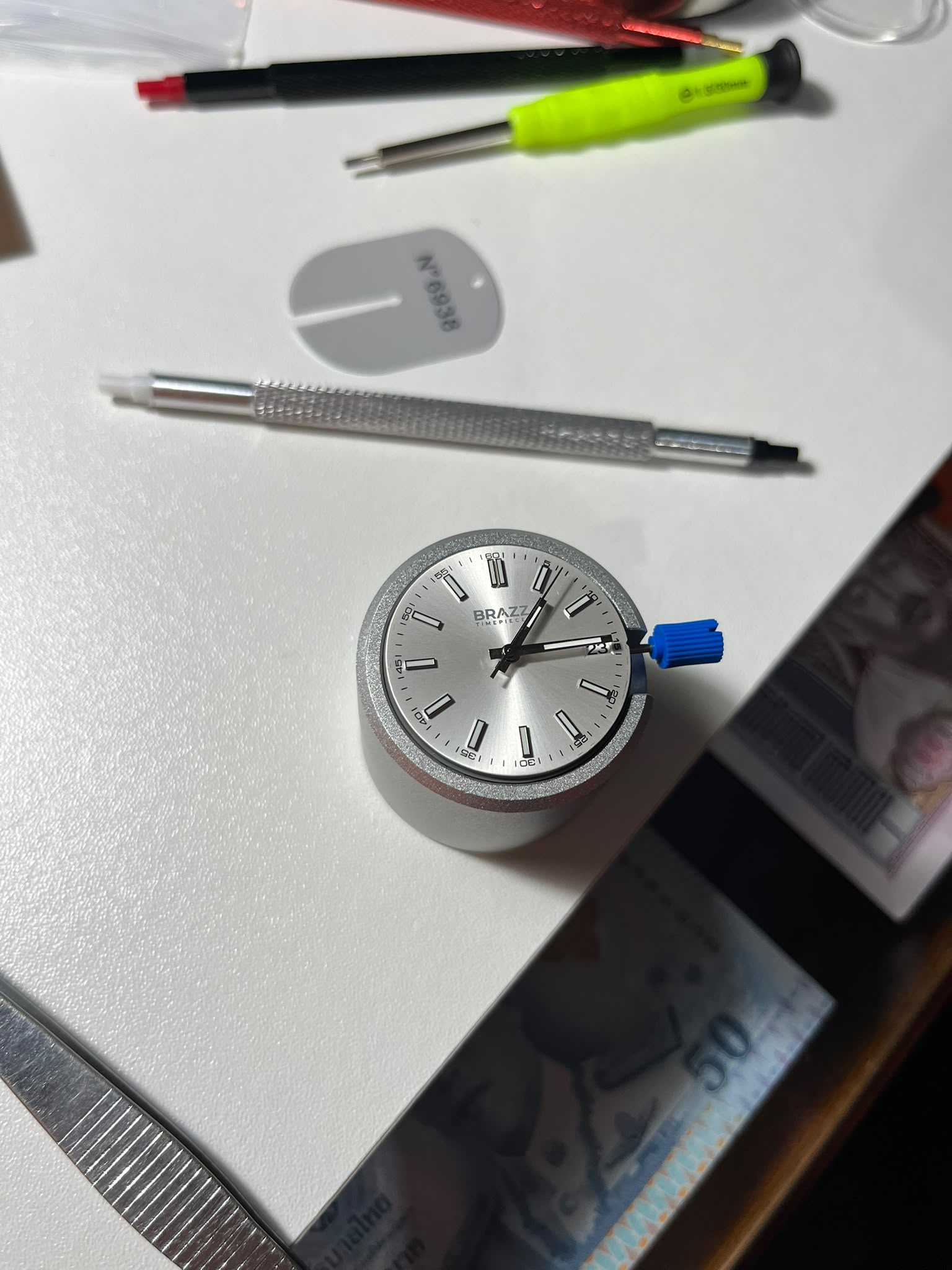 Dial assembly at the workbench